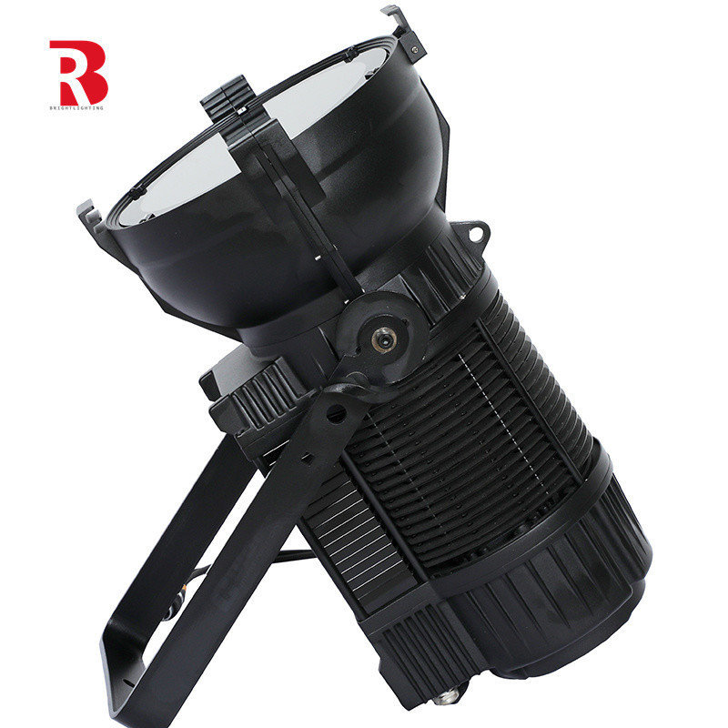 RGBAL 5 In1 300w LED Fresnel Iluminação de palco IP65 classificado com Auto Zoom Studio de palco